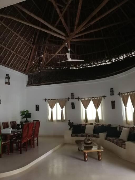 Апартаменти Luxury Simba House In Watamu ☆☆☆☆☆ Екстер'єр фото